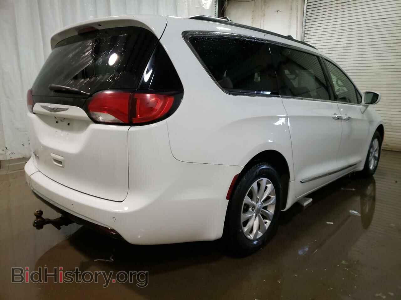 2017 CHRYSLER PACIFICA - VIN: 2C4RC1BG6HR747201 - Фото 4