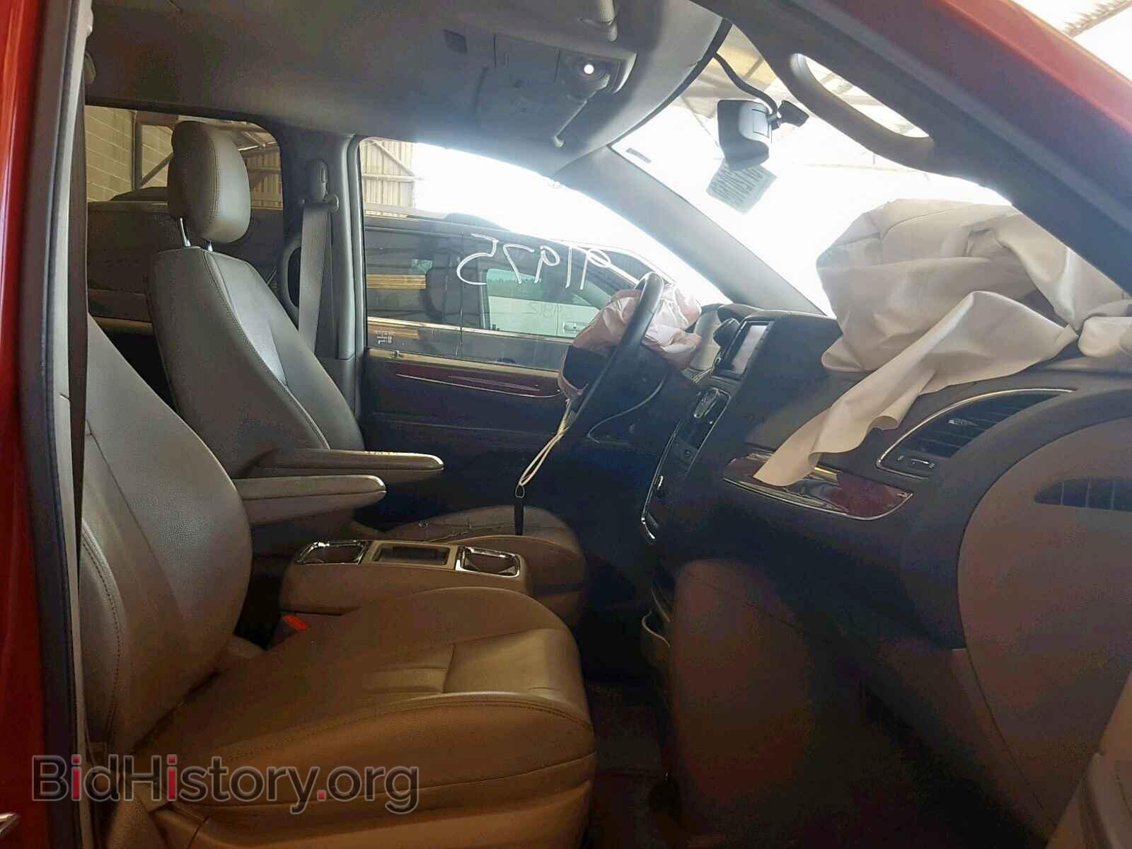 2013 CHRYSLER TOWN & COU - VIN: 2C4RC1BG2DR709118 - Фото 5