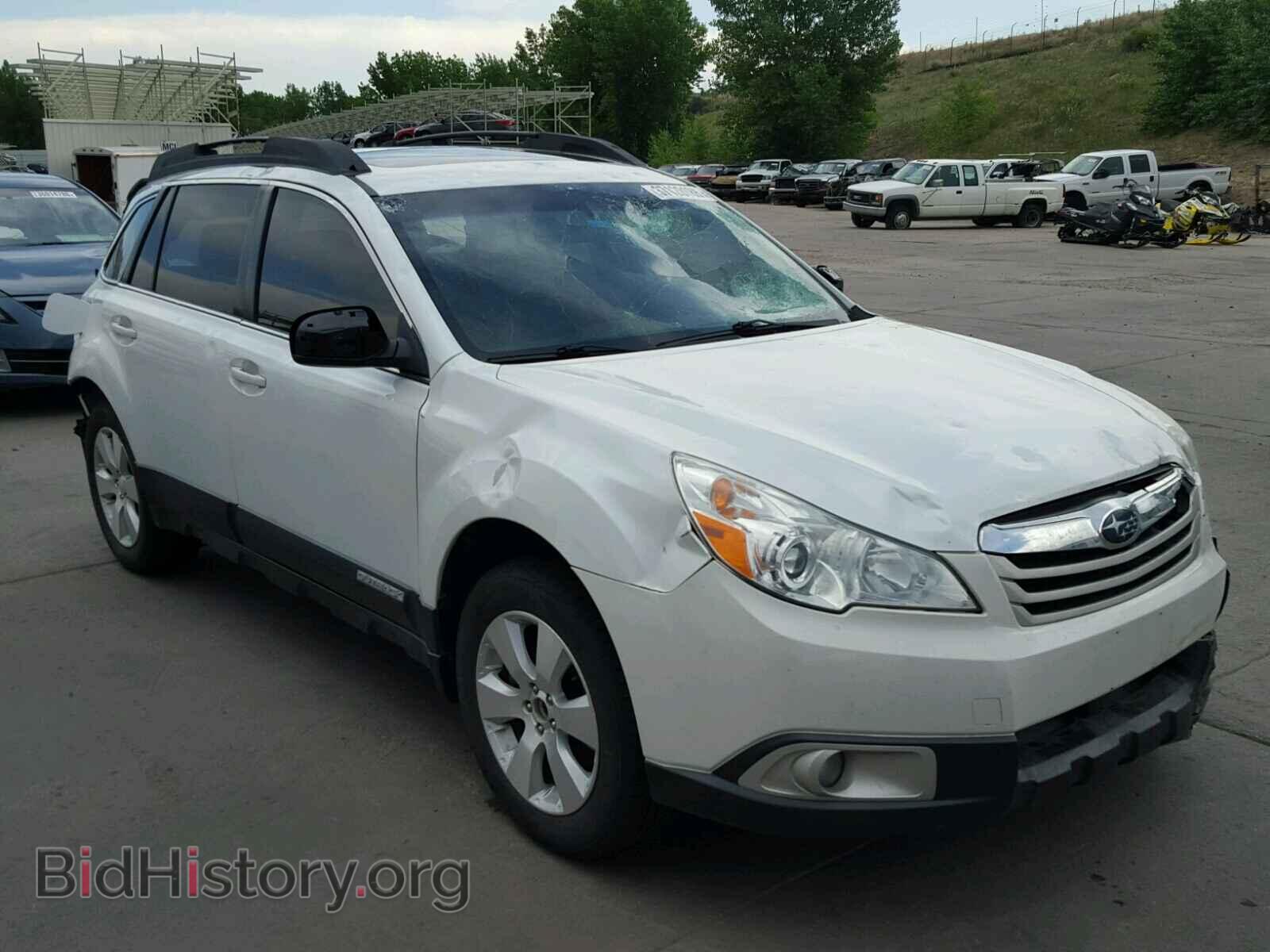 Photo 4S4BREKC3B2336215 - SUBARU OUTBACK 2011