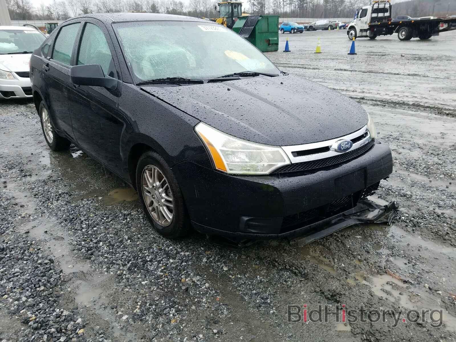 Photo 1FAHP35N79W264093 - FORD FOCUS 2009