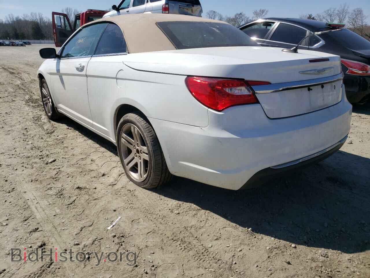 2011 CHRYSLER 200 - VIN: 1C3BC2EB4BN563889 - Фото 3
