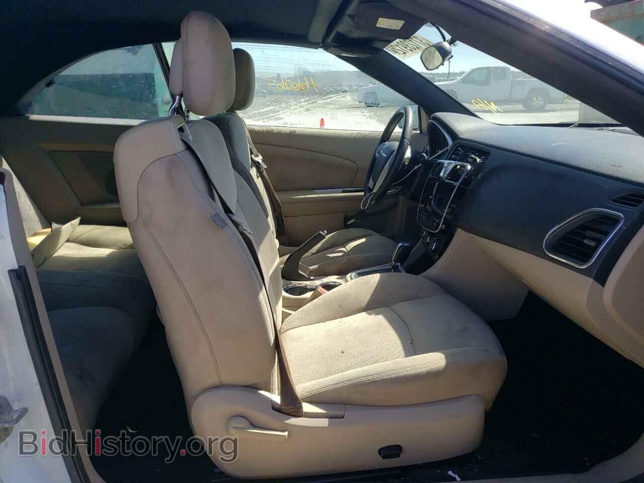 2011 CHRYSLER 200 - VIN: 1C3BC2EB4BN563889 - Фото 5