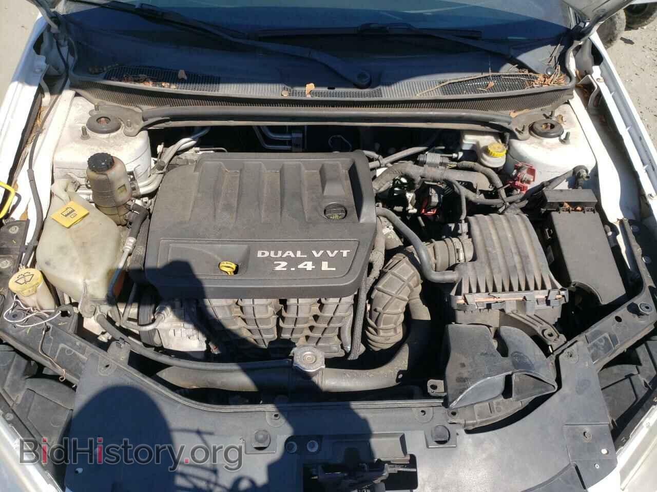 2011 CHRYSLER 200 - VIN: 1C3BC2EB4BN563889 - Фото 7