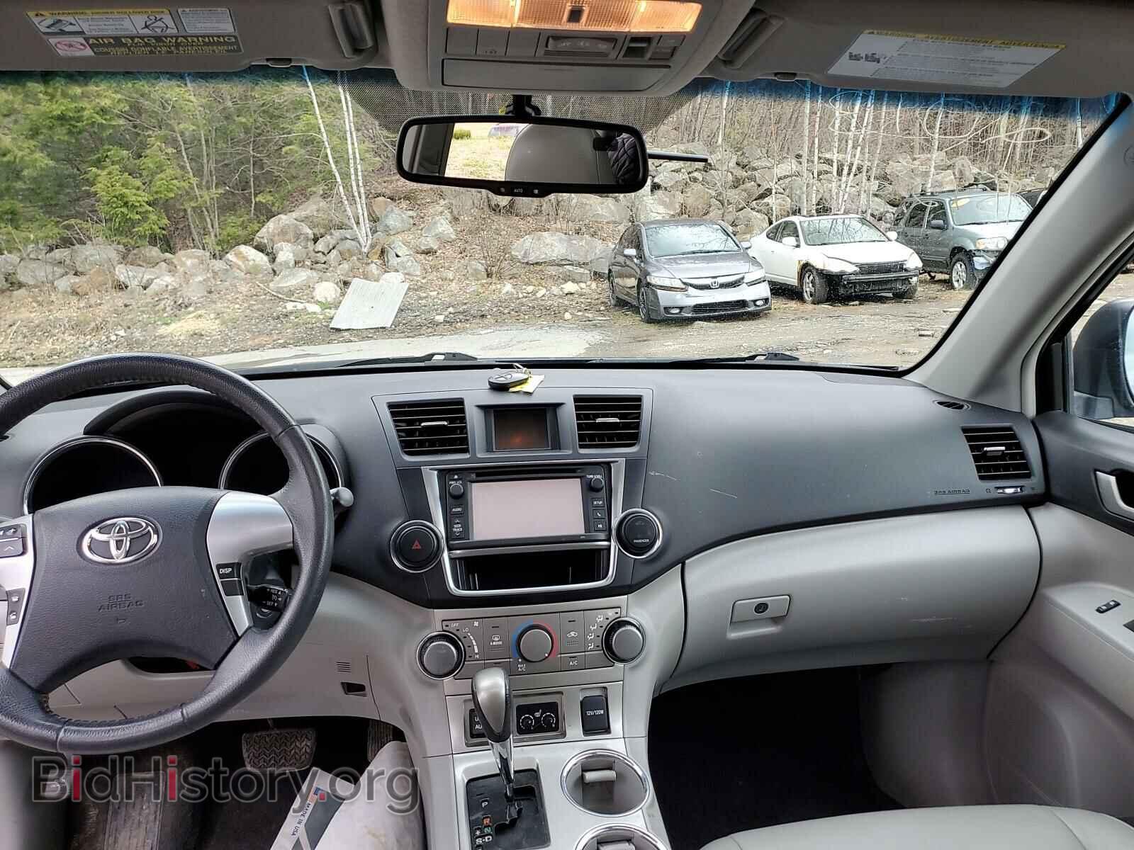 2013 TOYOTA HIGHLANDER - VIN: 5TDBK3EH8DS177787 - Фото 9