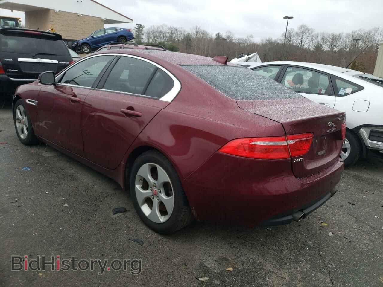 2017 JAGUAR XE - VIN: SAJAR4BG3HA974123 - Фото 2