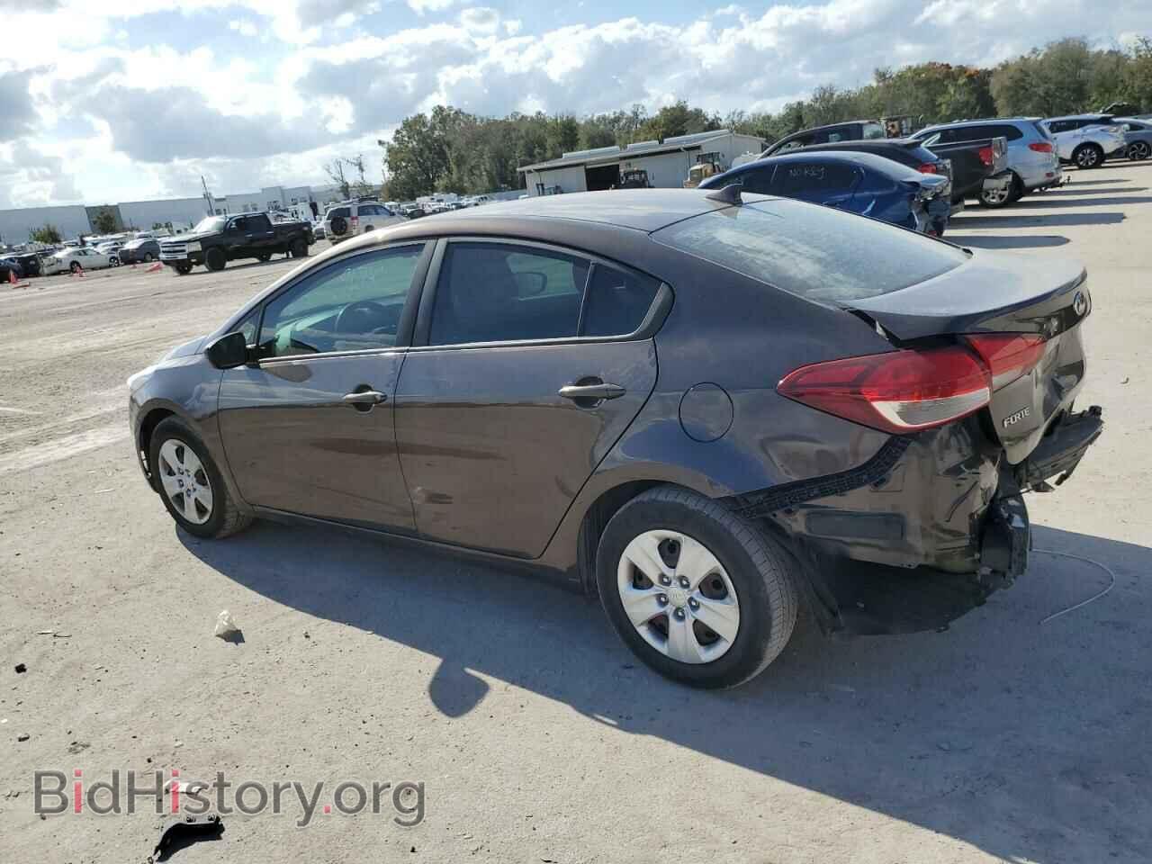 2017 KIA FORTE - VIN: 3KPFK4A75HE013563 - Фото 2
