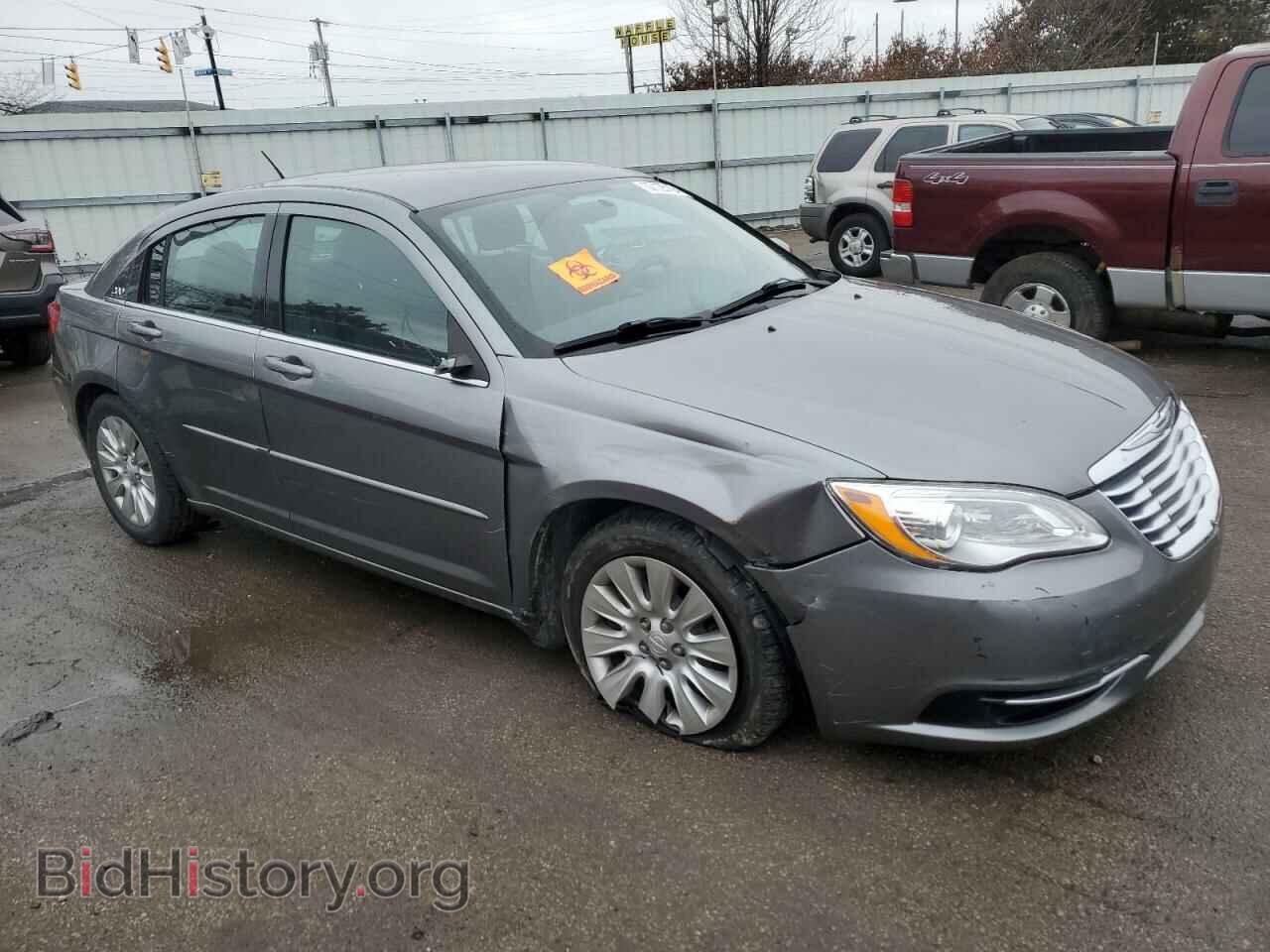 2013 CHRYSLER 200 - VIN: 1C3CCBAB4DN635641 - Фото 4