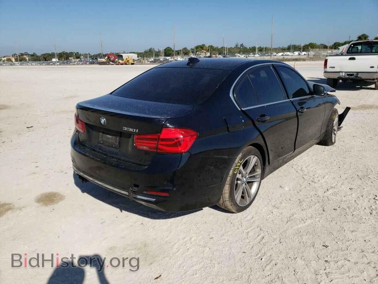 2017 BMW 3 SERIES - VIN: WBA8B9C31HK885796 - Фото 4