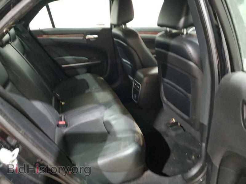 2014 Chrysler 300 (VIN 2C3CCARG3EH384082) — фото 10 из 13