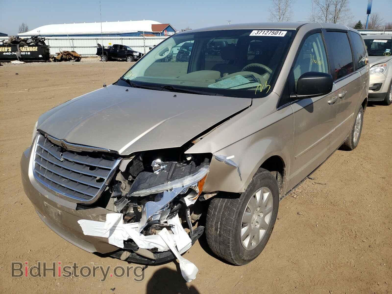 2009 CHRYSLER MINIVAN - VIN: 2A8HR44E19R701325 - Фото 2