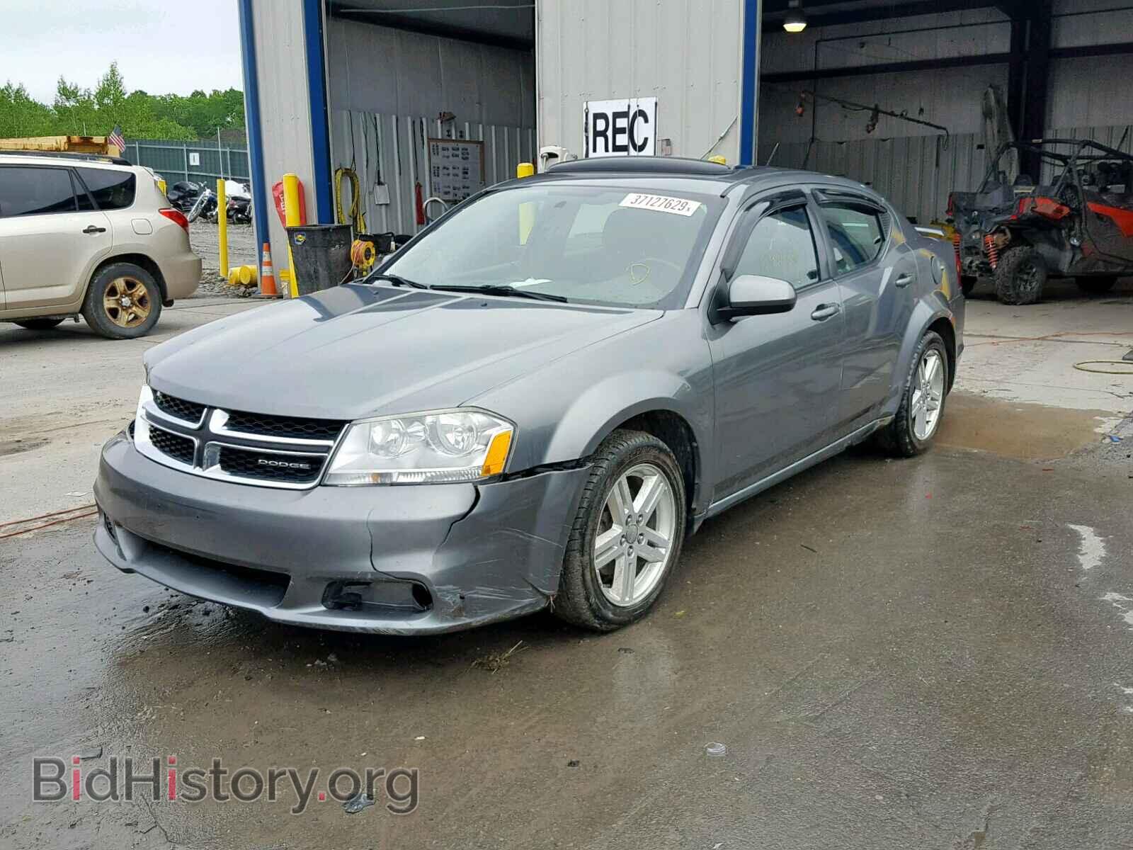 2011 DODGE AVENGER - VIN: 1B3BD1FB1BN617250 - Фото 2