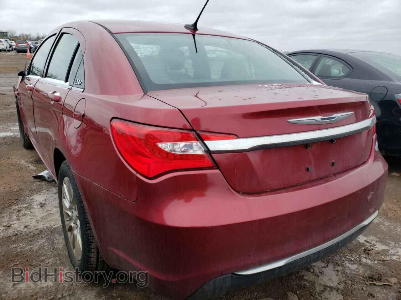 2014 CHRYSLER 200 - VIN: 1C3CCBAB9EN212393 - Фото 2