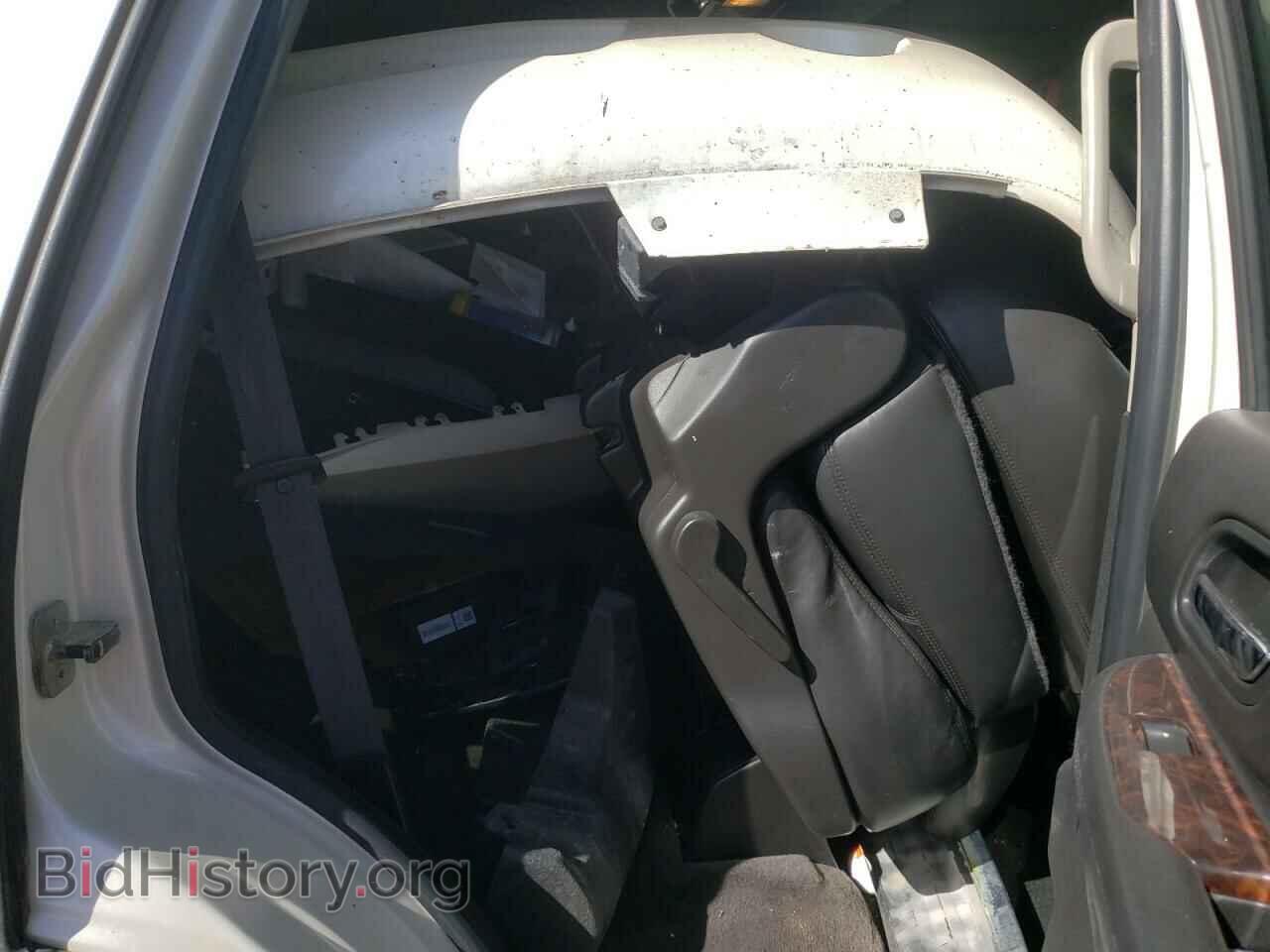 2011 GMC YUKON - VIN: 1GKS2EEF5BR174890 - Фото 6
