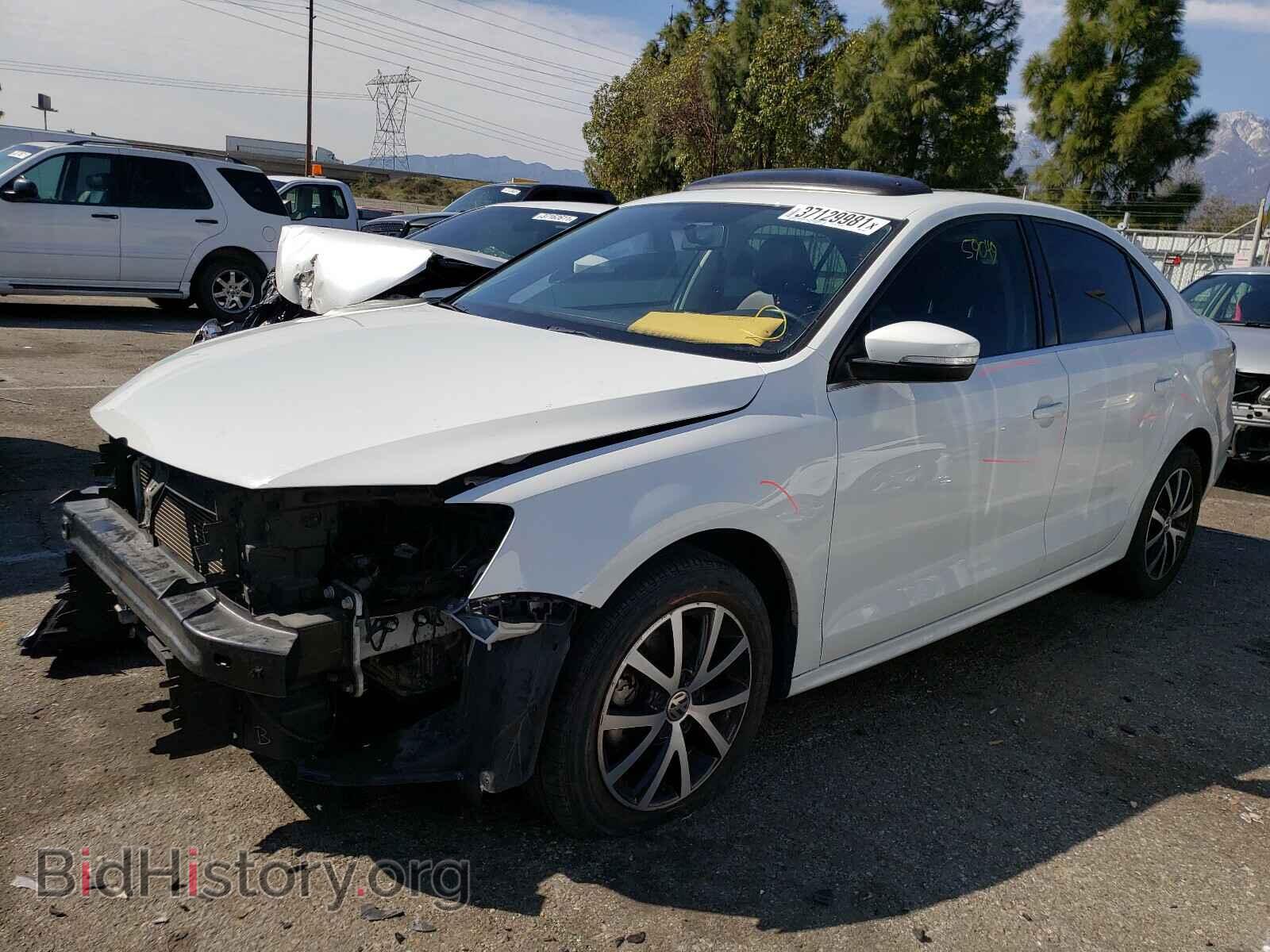 2017 VOLKSWAGEN JETTA - VIN: 3VWDB7AJ7HM308722 - Фото 2