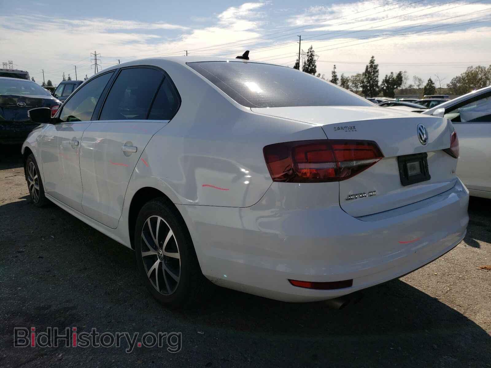 2017 VOLKSWAGEN JETTA - VIN: 3VWDB7AJ7HM308722 - Фото 3