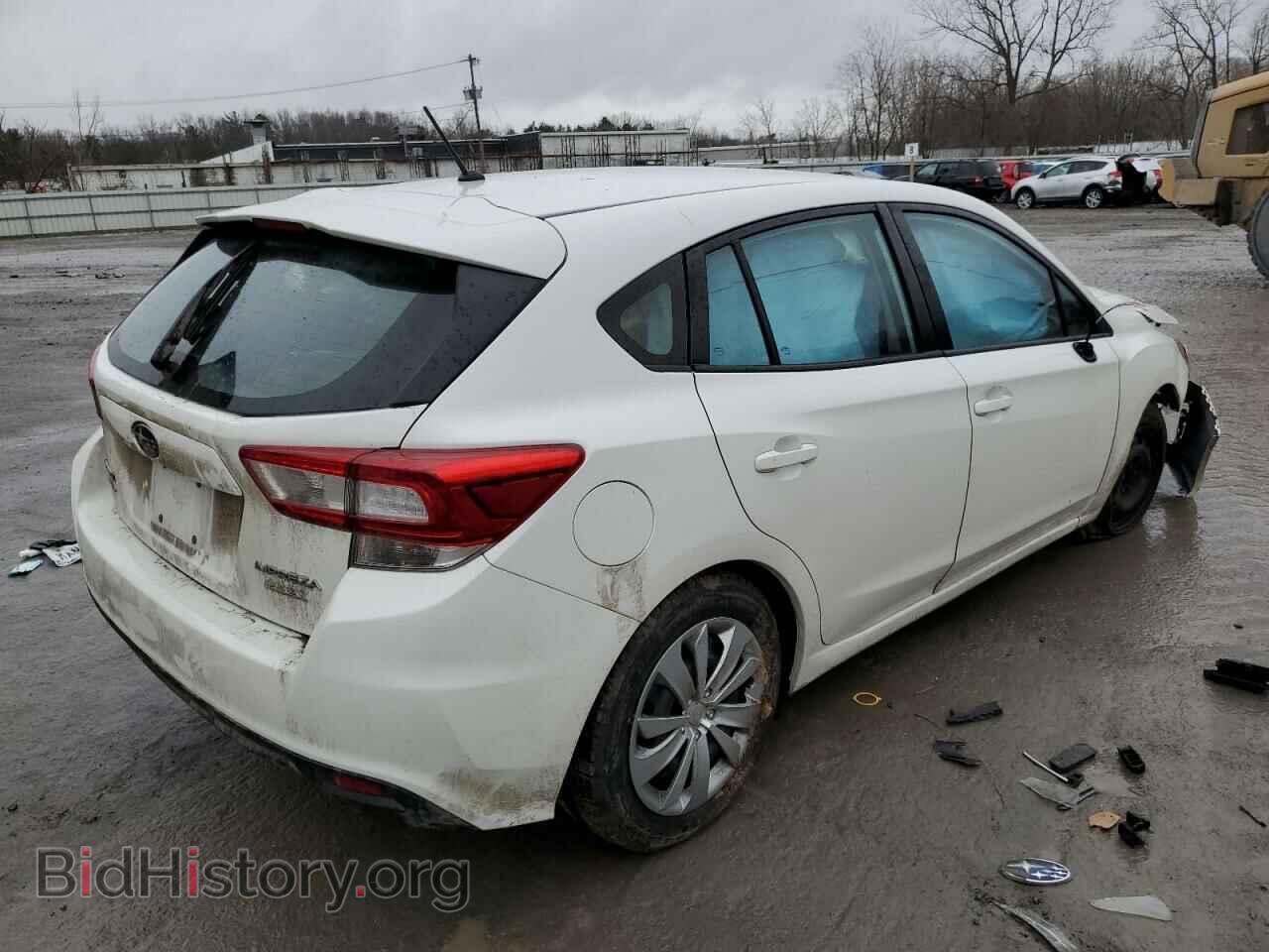 2017 SUBARU IMPREZA - VIN: 4S3GTAA64H3720572 - Фото 3