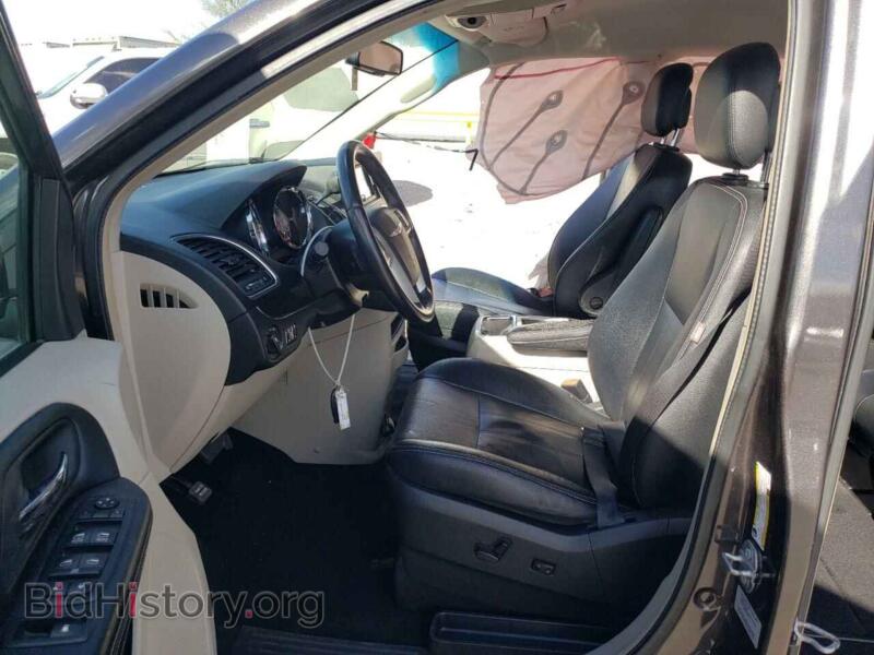 2016 Chrysler MINIVAN (VIN 2C4RC1BG4GR294484) — photo 7 of 14