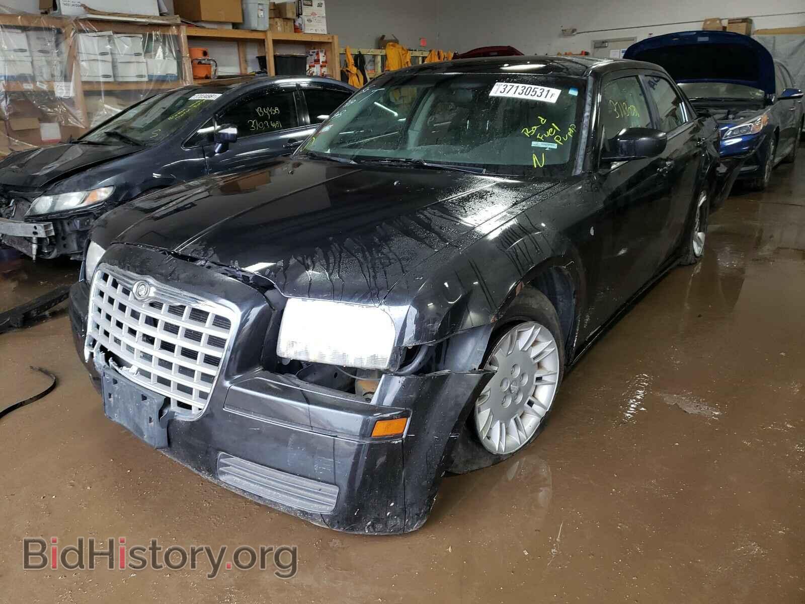 2007 CHRYSLER 300 - VIN: 2C3KA43RX7H604995 - Фото 2