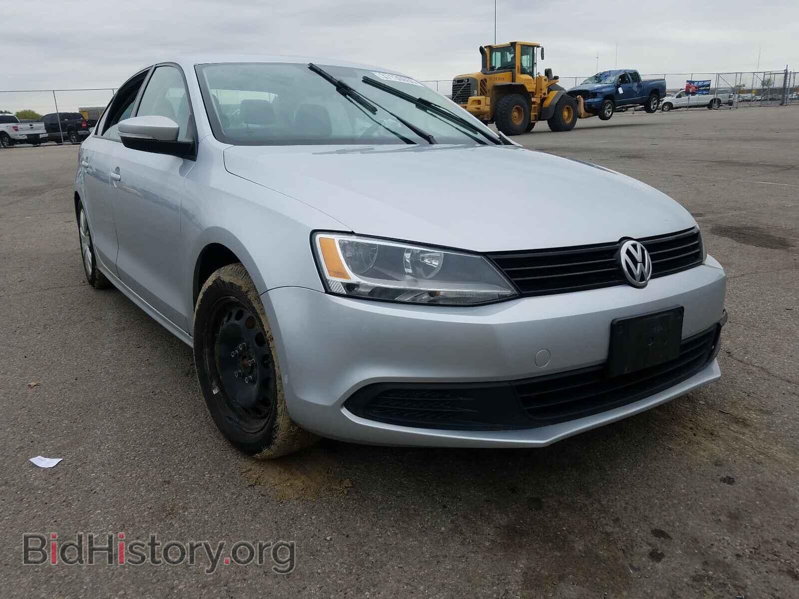 Фотография 3VWD17AJ6EM261939 - VOLKSWAGEN JETTA 2014