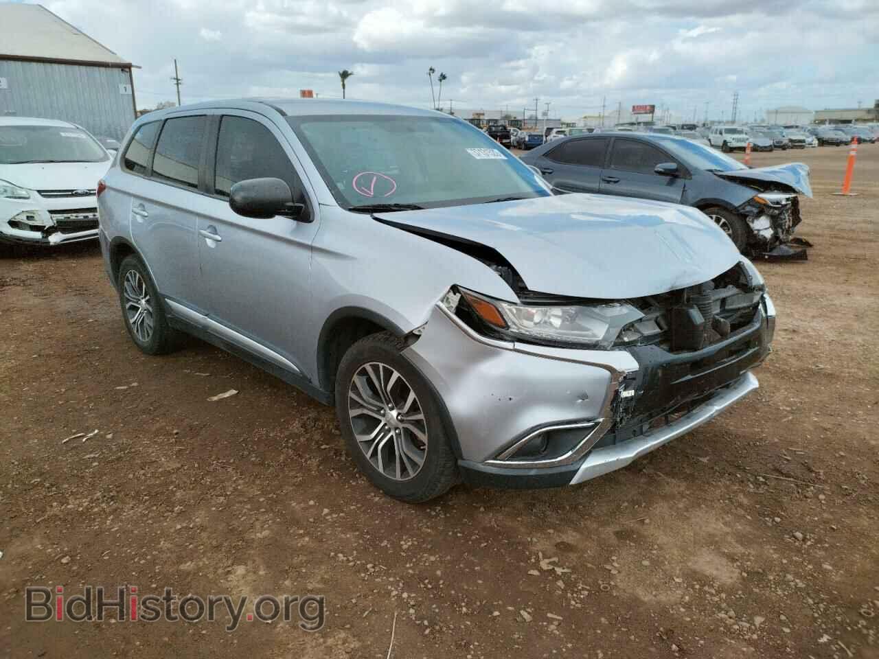 Фотография JA4AD2A39HZ028247 - MITSUBISHI OUTLANDER 2017