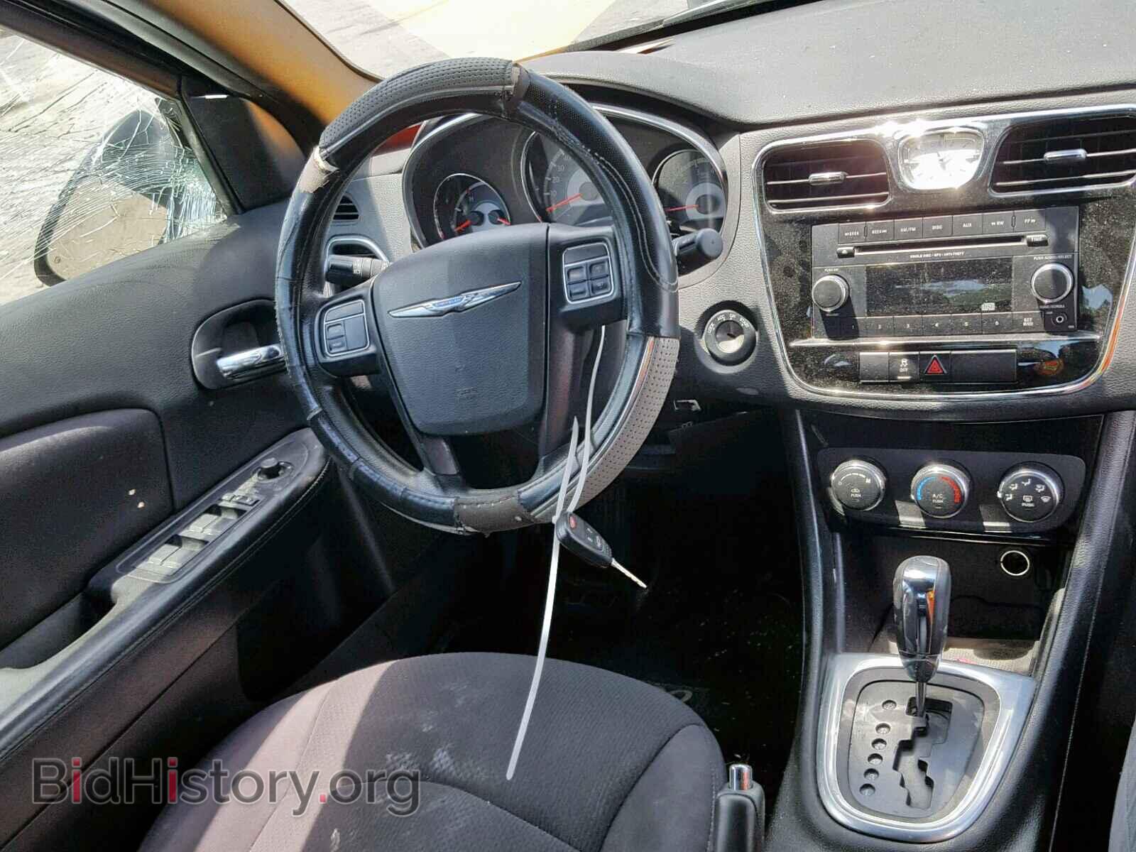2013 CHRYSLER 200 - VIN: 1C3CCBAB0DN648256 - Фото 9