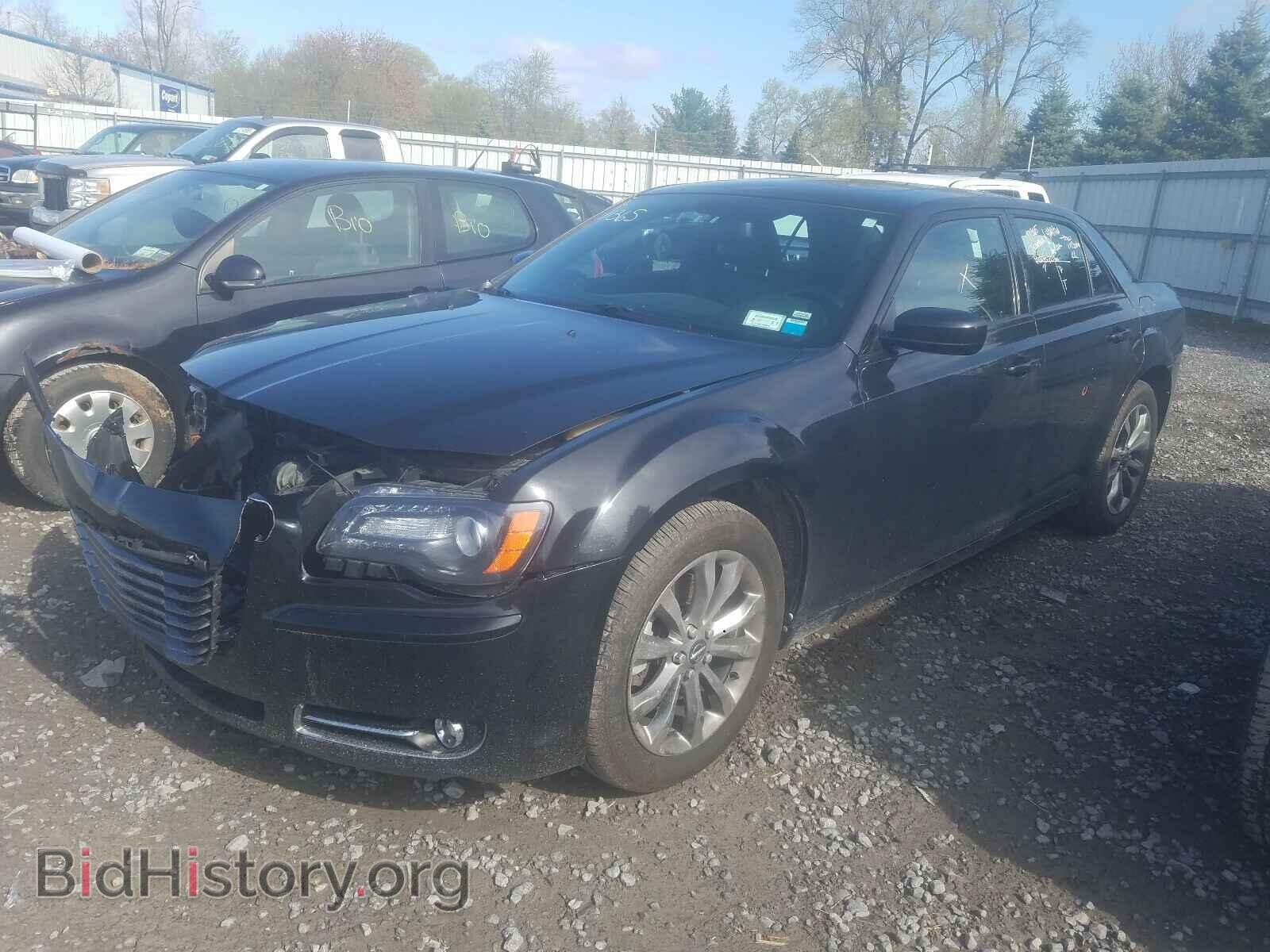 2014 CHRYSLER 300 - VIN: 2C3CCAGG7EH311879 - Фото 2