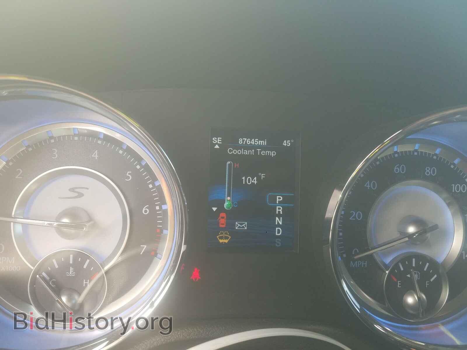 2014 CHRYSLER 300 - VIN: 2C3CCAGG7EH311879 - Фото 8