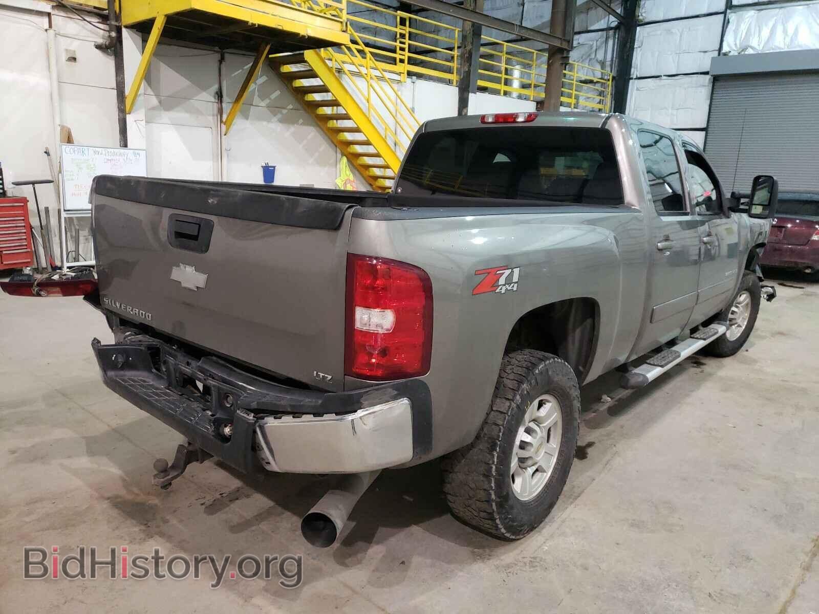 2007 CHEVROLET SILVERADO - VIN: 1GCHK23637F556271 - Фото 4