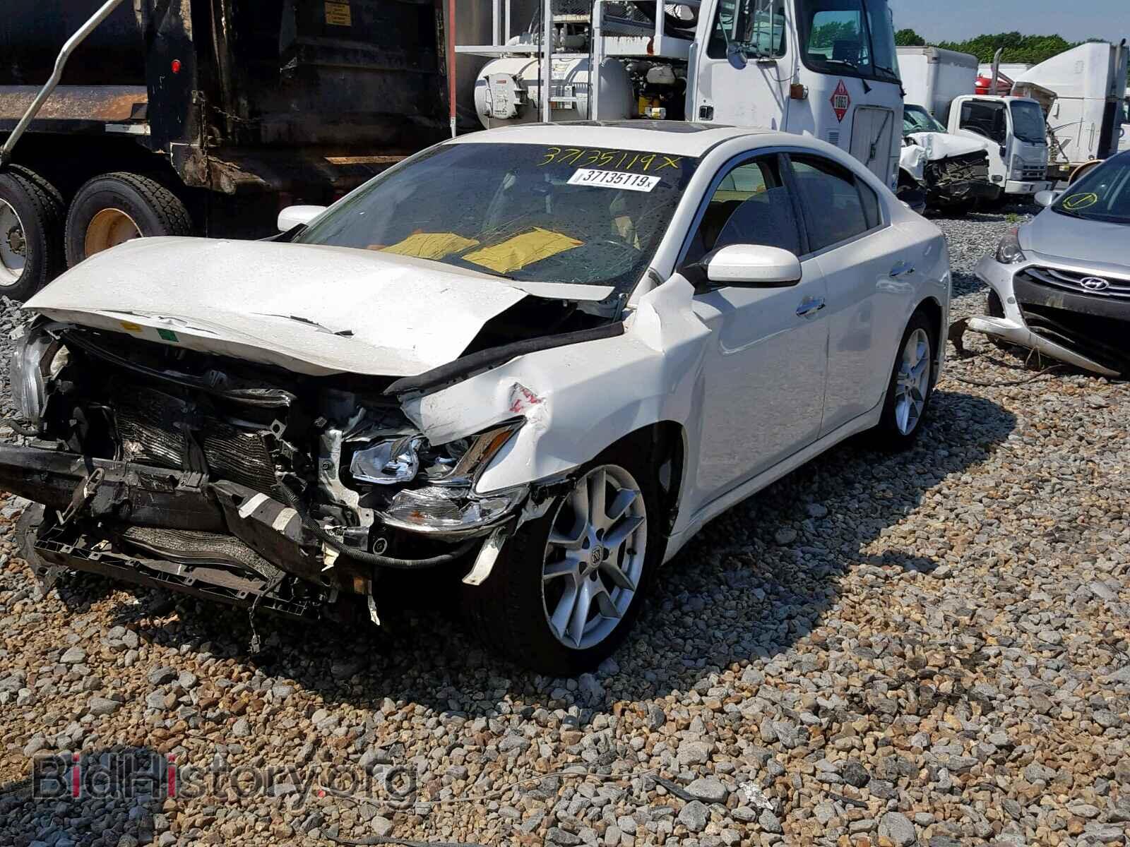 2011 NISSAN MAXIMA S - VIN: 1N4AA5AP8BC856471 - Photo 2