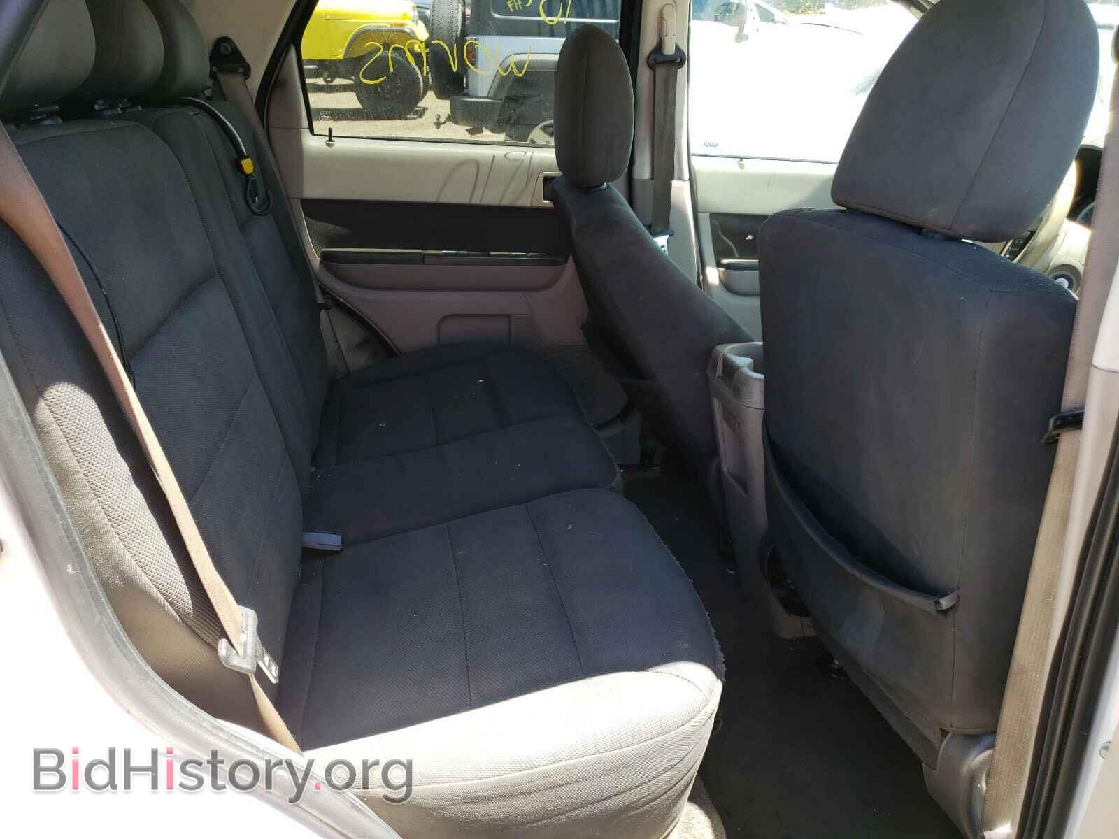 2009 FORD ESCAPE - VIN: 1FMCU49319KA16288 - Фото 6