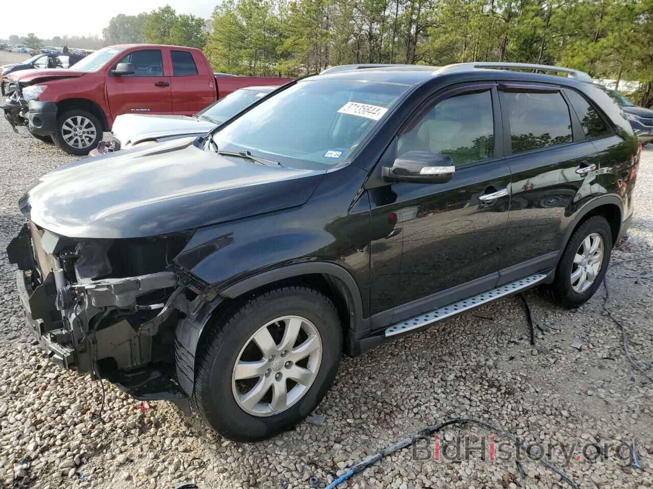 Photo 5XYKT3A62DG323745 - KIA SORENTO 2013