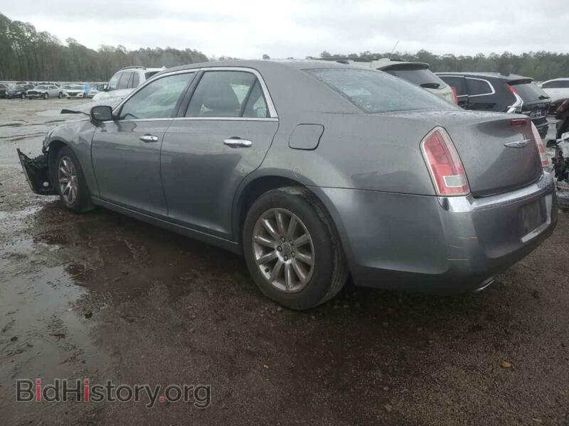 2012 Chrysler 300 (VIN 2C3CCACG1CH243095) — фото 2 из 13