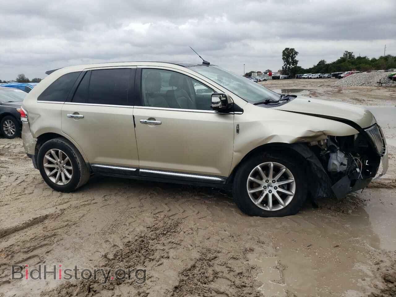 2011 LINCOLN MKX - VIN: 2LMDJ8JK8BBJ12706 - Фото 4
