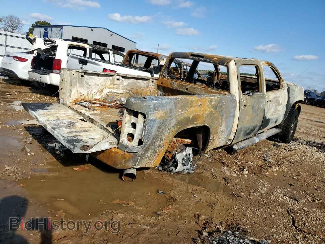 2013 GMC SIERRA - VIN: 1GT125E86DF158839 - Фото 3