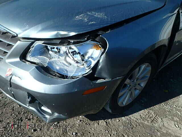 2010 CHRYSLER SEBRING - VIN: 1C3BC5ED2AN195052 - Фото 9