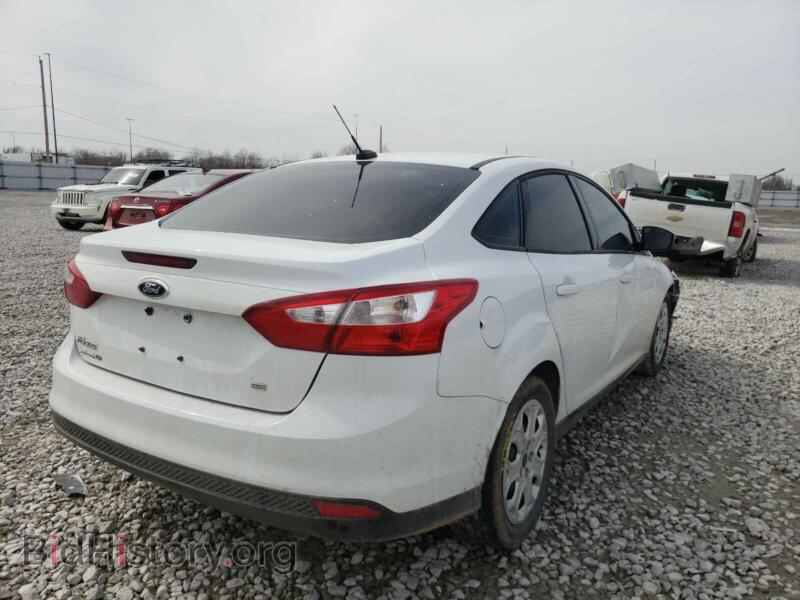 2012 Ford FOCUS (VIN 1FAHP3F29CL277439) — фото 4 из 10