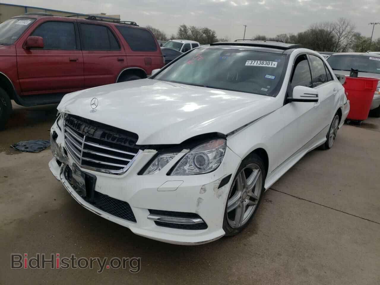 2013 MERCEDES-BENZ E CLASS - VIN: WDDHF8JB6DA662347 - Фото 2