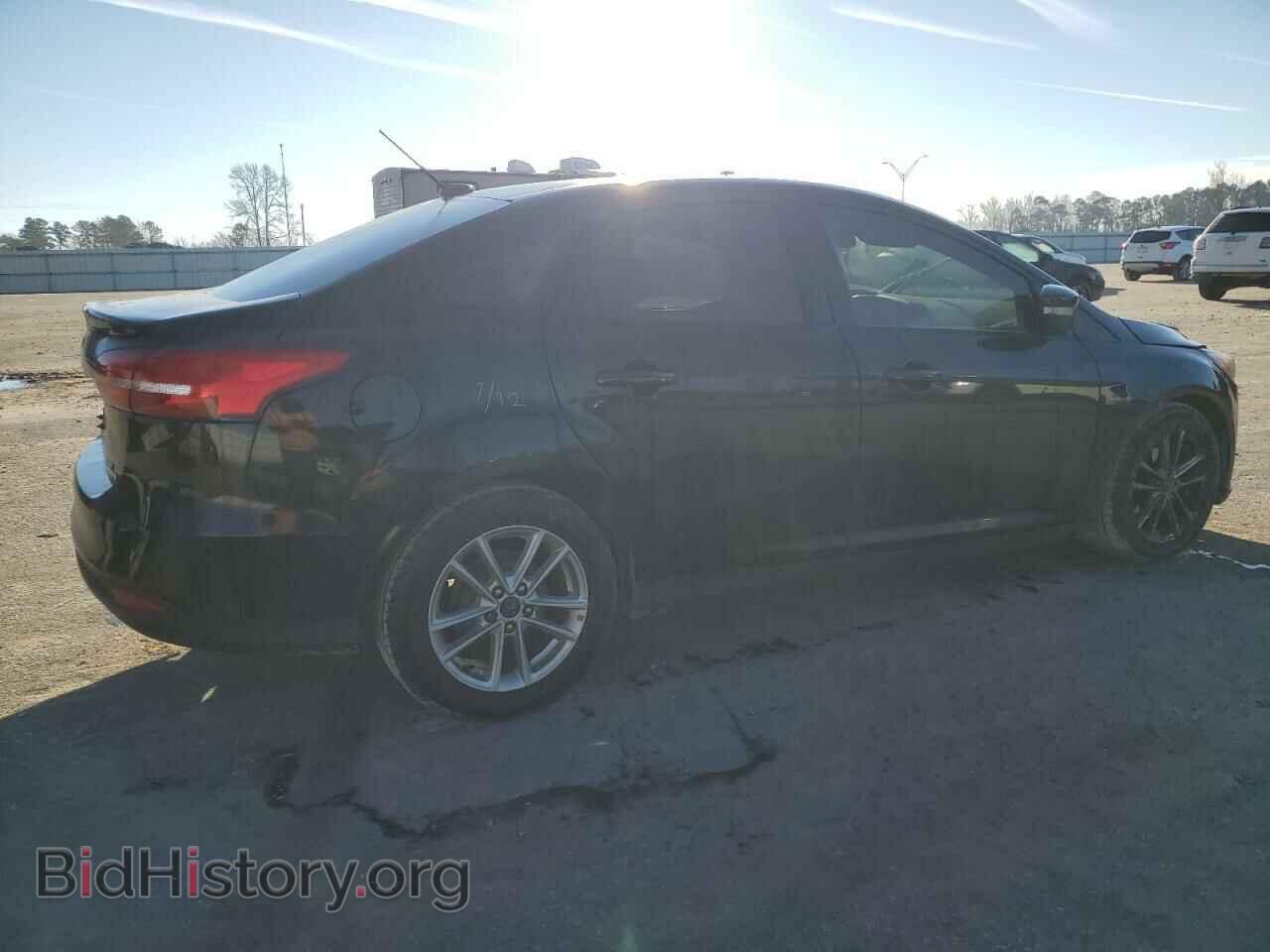 2016 FORD FOCUS - VIN: 1FADP3F26GL294302 - Фото 3