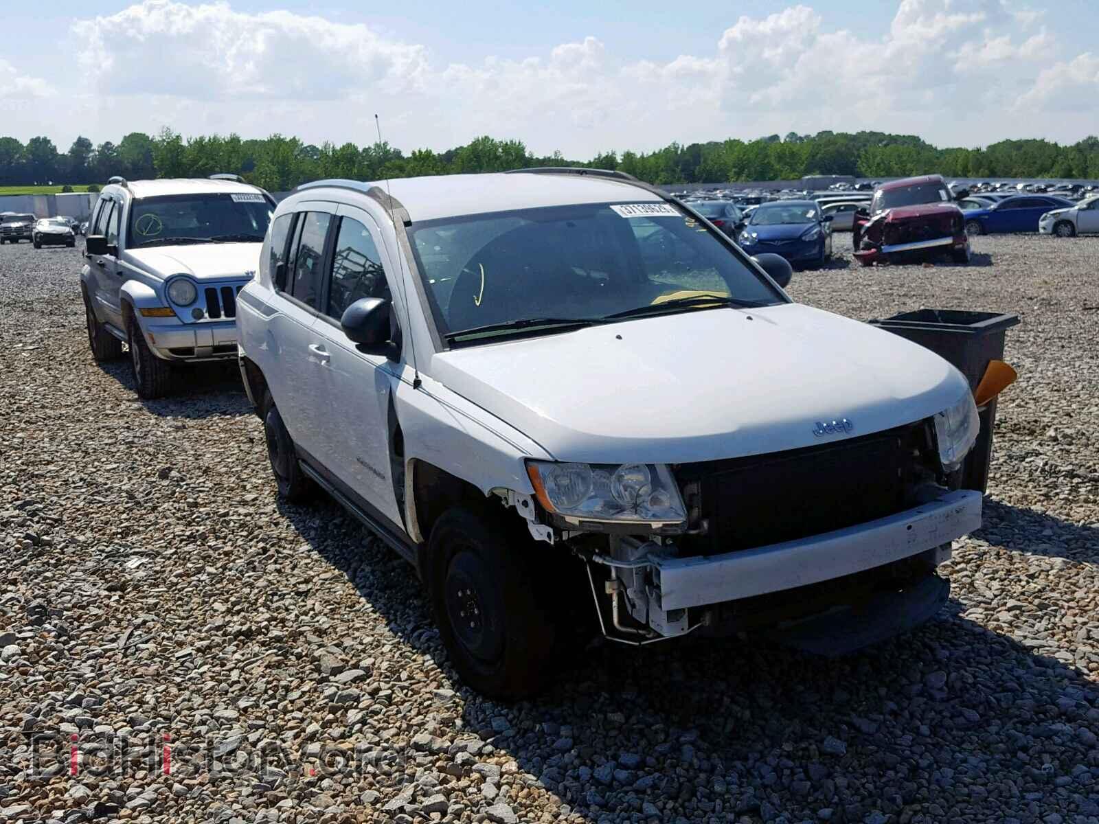 Photo 1J4NT1FA2BD215940 - JEEP COMPASS SP 2011
