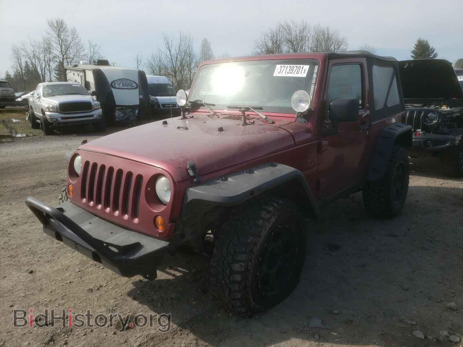 2011 JEEP WRANGLER - VIN: 1J4AA2D17BL606620 - Фото 2