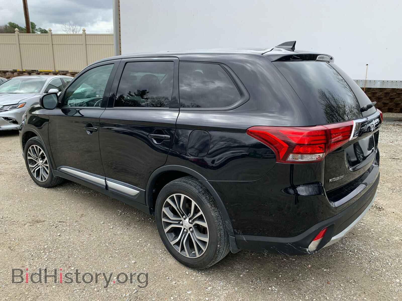 2017 MITSUBISHI OUTLANDER - VIN: JA4AZ2A38HZ011098 - Фото 3