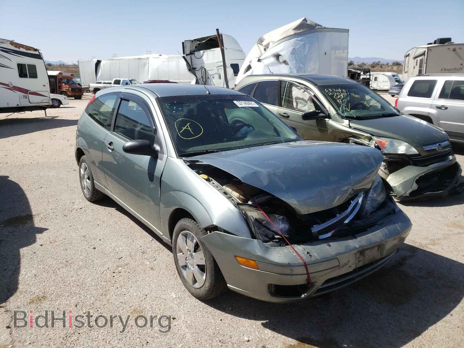 Photo 1FAFP31N36W198800 - FORD FOCUS 2006