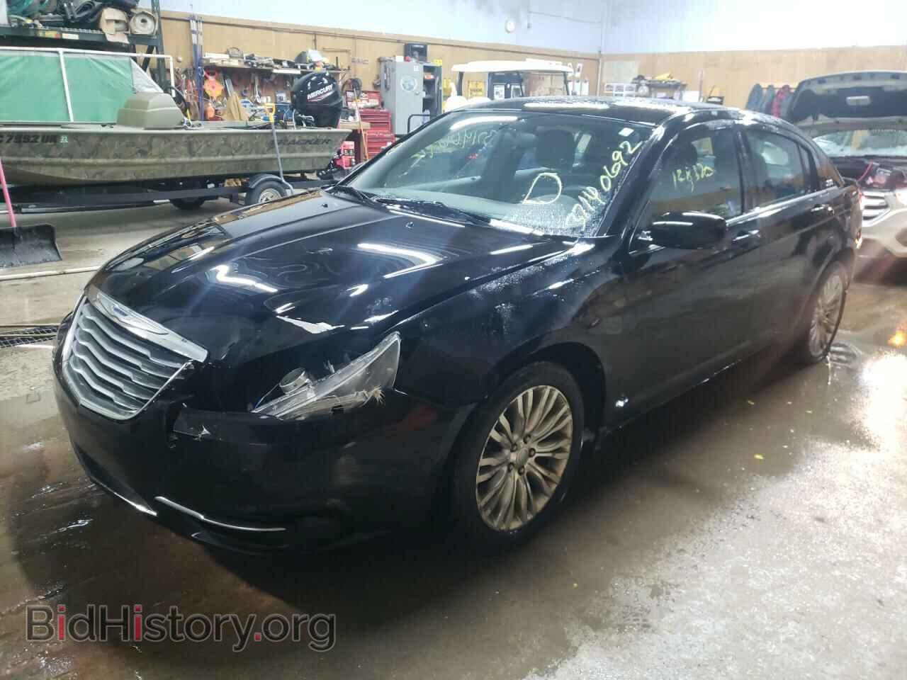 2012 CHRYSLER 200 - VIN: 1C3CCBAB7CN155334 - Фото 2