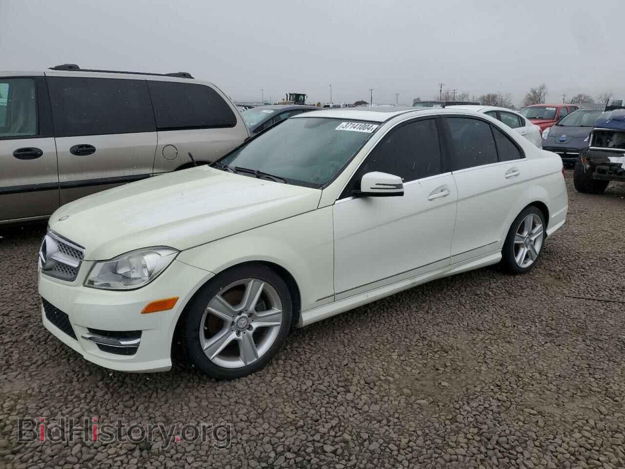 Фотография WDDGF8BBXCR193189 - MERCEDES-BENZ C-CLASS 2012