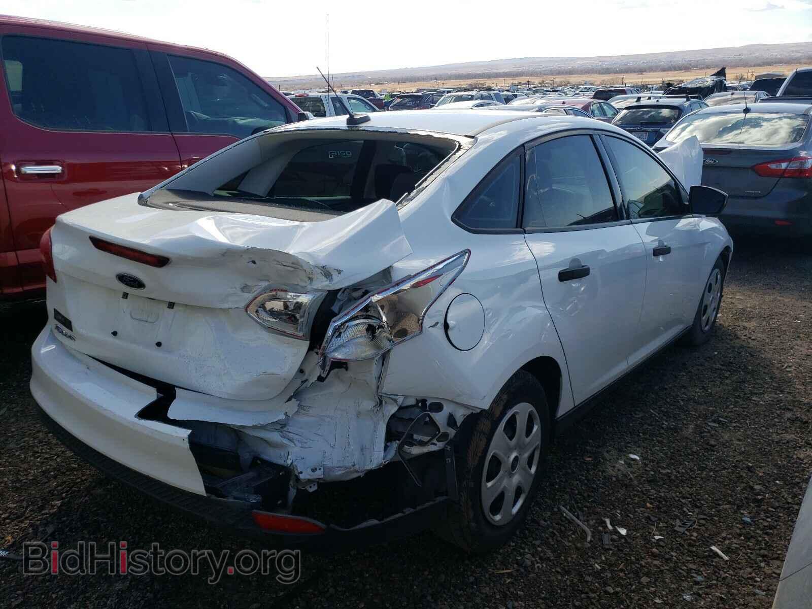 2018 FORD FOCUS - VIN: 1FADP3E24JL322302 - Фото 4