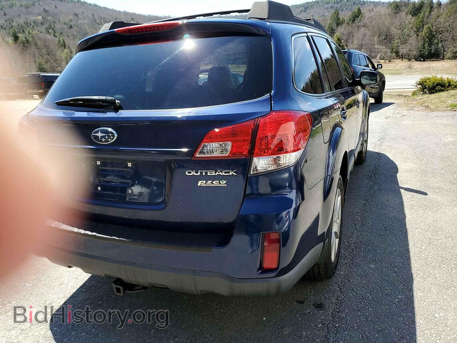 2011 SUBARU OUTBACK - VIN: 4S4BRBGC6B3354628 - Photo 4