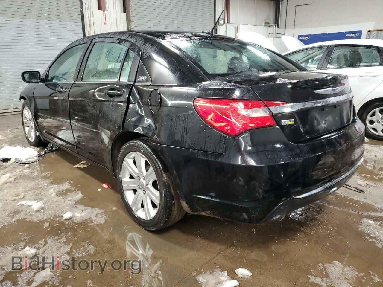 2012 CHRYSLER 200 - VIN: 1C3CCBAG3CN228405 - Photo 2