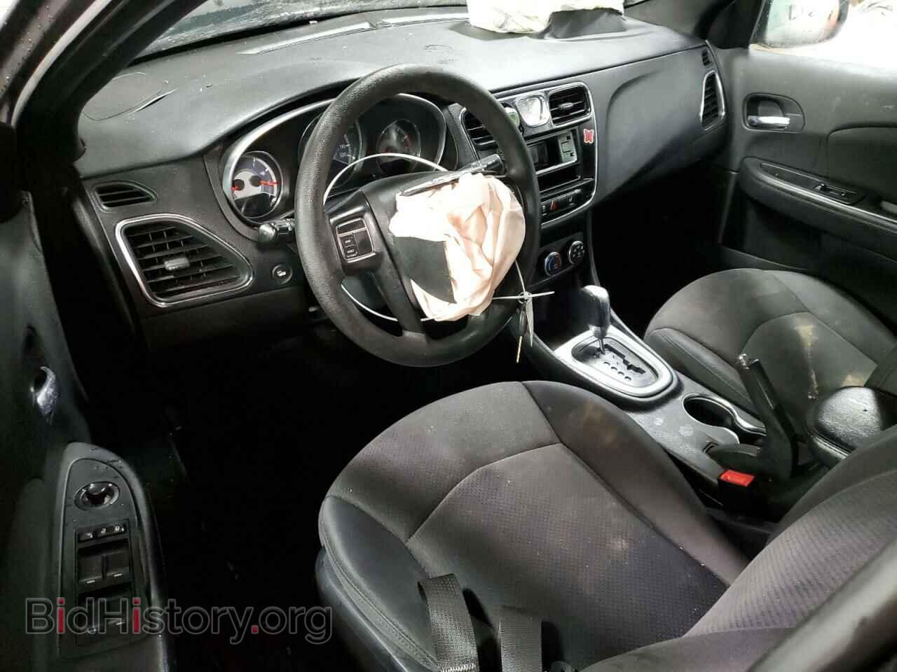 2012 CHRYSLER 200 - VIN: 1C3CCBAG3CN228405 - Photo 8