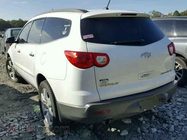 2010 CHEVROLET TRAVERSE - VIN: 1GNLRHED7AS104575 - Фото 3