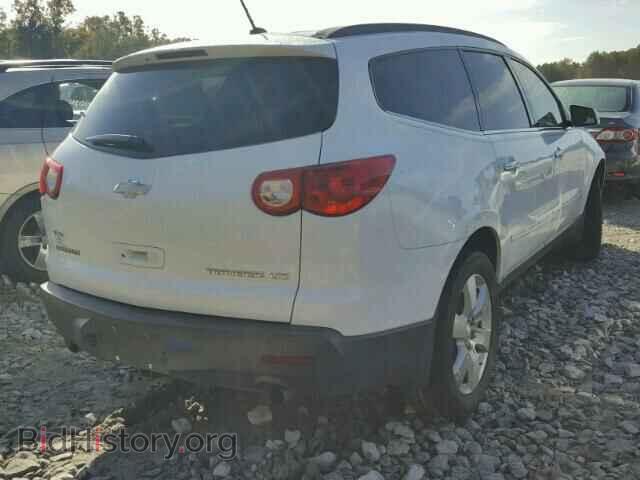 2010 CHEVROLET TRAVERSE - VIN: 1GNLRHED7AS104575 - Фото 4